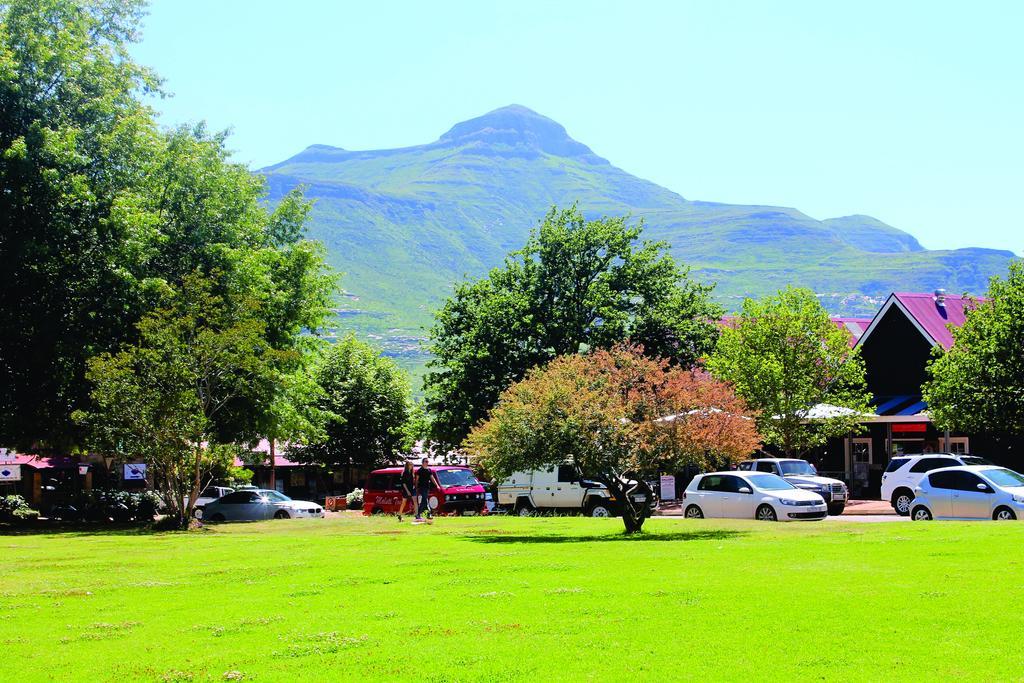 Lola'S Self Catering Accommodation Clarens Exterior photo