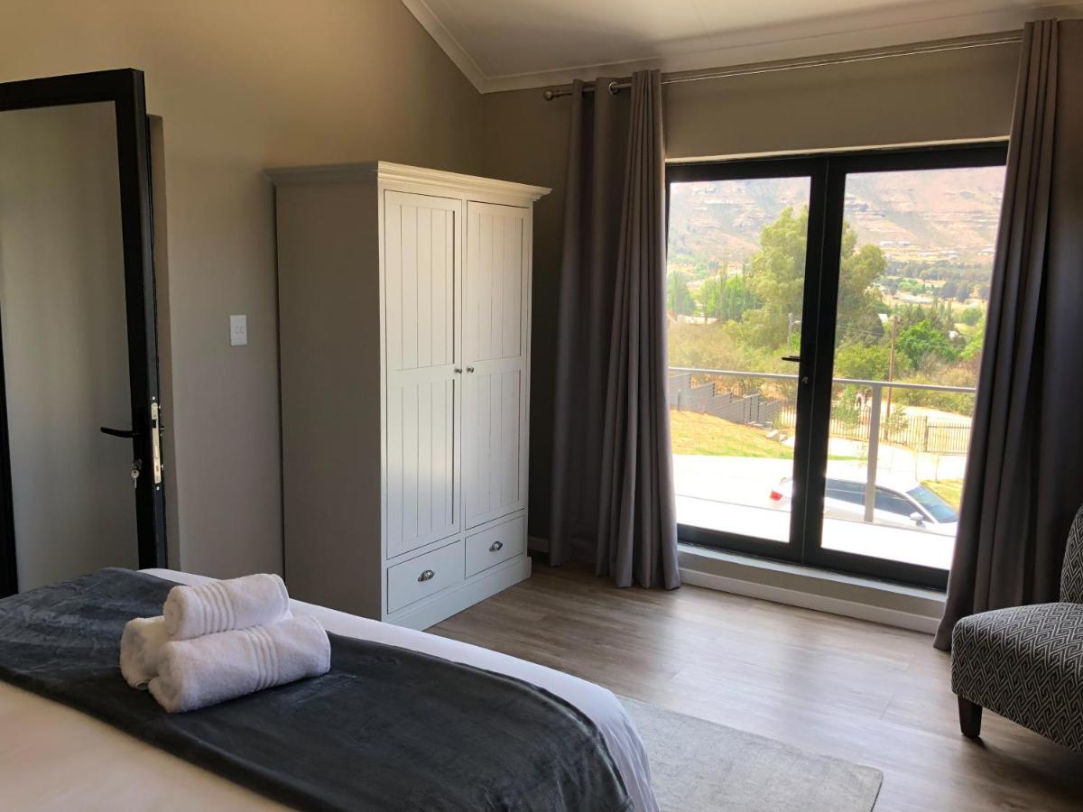 Lola'S Self Catering Accommodation Clarens Exterior photo