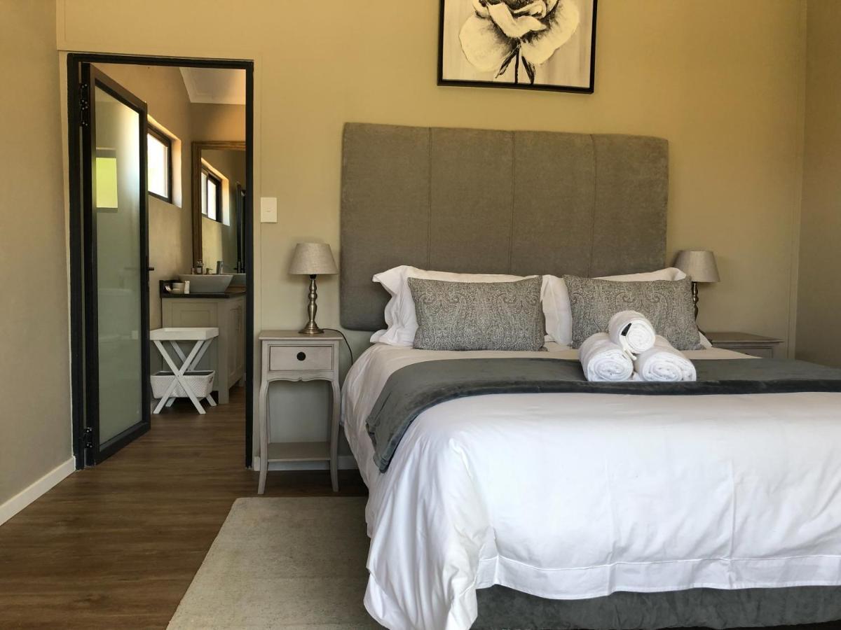 Lola'S Self Catering Accommodation Clarens Exterior photo